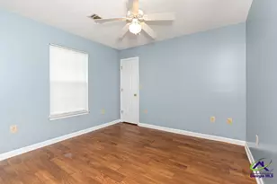 203 Brooks Blvd, Fort Valley, GA 31030 - Photo 9
