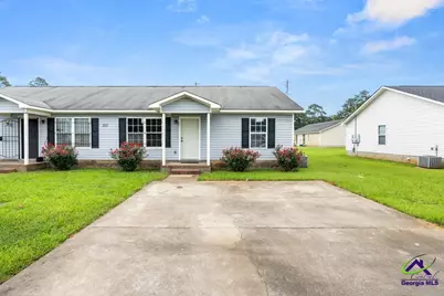 203 Brooks Boulevard, Fort Valley, GA 31030 - Photo 1