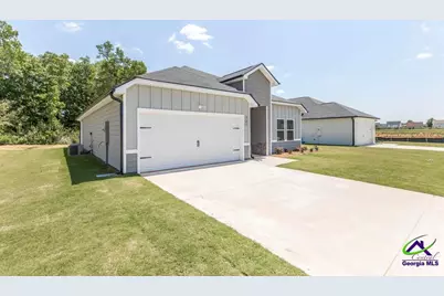 303 Georgian Walk, Byron, GA 31008 - Photo 11