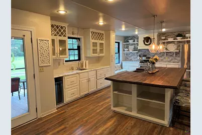 214 Country Club Circle, Cochran, GA 31014 - Photo 7