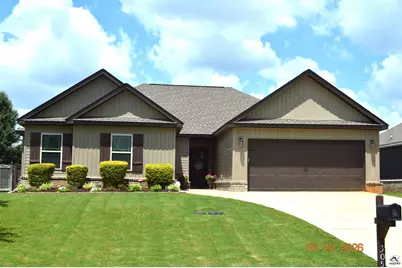 305 Kendall, Perry, GA 31069 - Photo 1