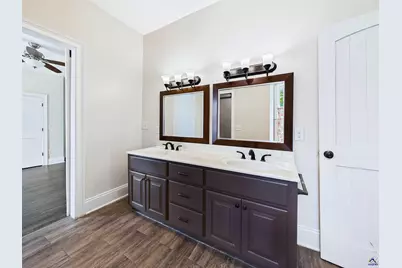 856 Elm Street, Macon, GA 31201 - Photo 31