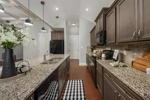 105 Bedford Ct, Perry, GA 31069 - Photo 11