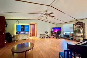 390 Peach Rd, Byron, GA 31008 - Photo 5