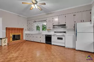 25 W Marion St, Reynolds, GA 31706 - Photo 39
