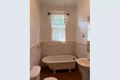 25 W Marion Street, Reynolds, GA 31706 - Photo 15