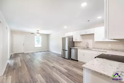 302B S Second Street, Warner Robins, GA 31088 - Photo 9