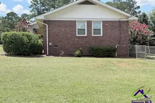 142 Lakewood Dr, Blakely, GA 39823 - Photo 9
