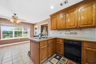 128 Spring Chase Cir, Kathleen, GA 31047 - Photo 19