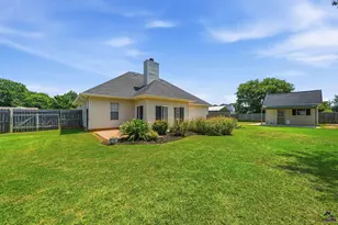 128 Spring Chase Cir, Kathleen, GA 31047 - Photo 37