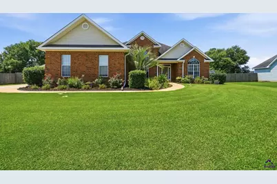 128 Spring Chase Circle, Kathleen, GA 31047 - Photo 1
