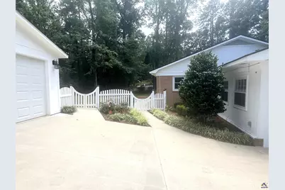 1943 Birchwood Way, Macon, GA 31211 - Photo 51