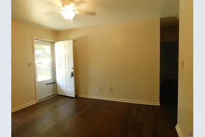 1107 Second Street #8, Perry, GA 31069 - Photo 3