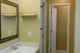 203 Margeson Dr, Warner Robins, GA 31088 - Photo 9