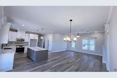 302 Firelight Way, Byron, GA 31008 - Photo 5