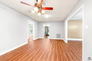 106 Howard St, Byron, GA 31008 - Photo 5