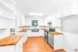 106 Howard St, Byron, GA 31008 - Photo 15