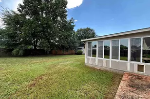 225 Autumn Woods Dr, Warner Robins, GA 31088 - Photo 3