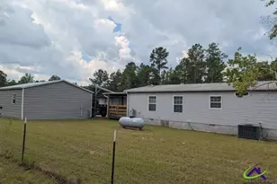 1016 Fountainville Rd, Oglethorpe, GA 31068 - Photo 13