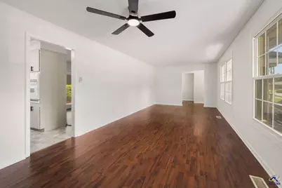 608 Meadow Ridge Drive, Warner Robins, GA 31093 - Photo 7