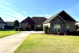 142 Addington Dr, Kathleen, GA 31047 - Photo 1