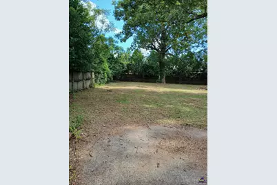 105 Mimosa Drive, Warner Robins, GA 31093 - Photo 13