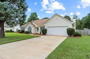 141 Spring Chase Cir, Kathleen, GA 31047 - Photo 3