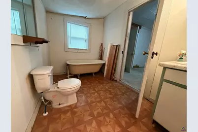 601 Keene Avenue, Oglethorpe, GA 31068 - Photo 35