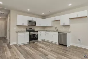 120 Northlake Dr, Warner Robins, GA 31093 - Photo 9