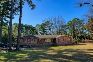 6 Easy St, Hawkinsville, GA 31036 - Photo 1