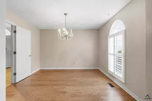 138 Brittany Dr, Perry, GA 31069 - Photo 7