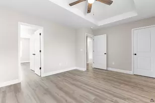 300 Beau Claire Cir, Byron, GA 31008 - Photo 39
