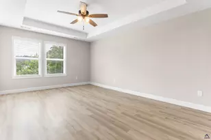 300 Beau Claire Cir, Byron, GA 31008 - Photo 29