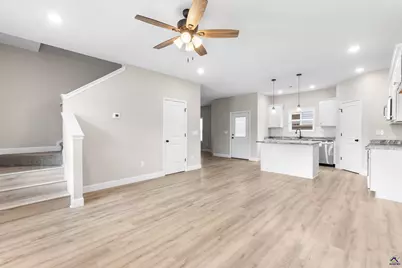 300 Beau Claire Circle, Warner Robins, GA 31008 - Photo 5