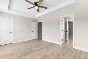 300 Beau Claire Cir, Byron, GA 31008 - Photo 33