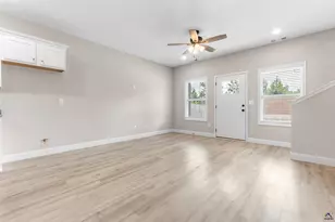 300 Beau Claire Cir, Byron, GA 31008 - Photo 3