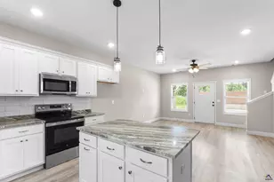 300 Beau Claire Cir, Byron, GA 31008 - Photo 15
