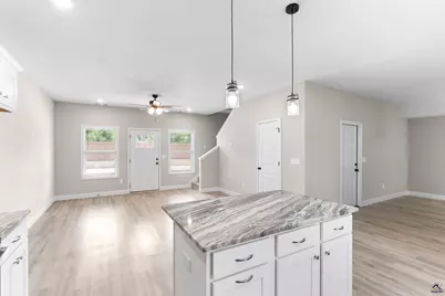 300 Beau Claire Circle, Warner Robins, GA 31008 - Photo 13