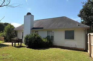 201 Bessermer St, Warner Robins, GA 31088 - Photo 3