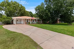 217 Todd Cir, Warner Robins, GA 31088 - Photo 3