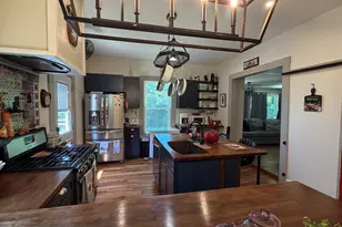 910 Laurel Ave, Macon, GA 31211 - Photo 5