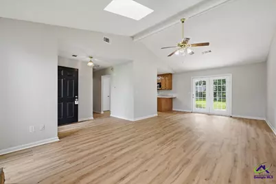 208 Sun Valley, Warner Robins, GA 31093 - Photo 5
