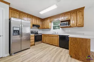 208 Sun Valley, Warner Robins, GA 31093 - Photo 7