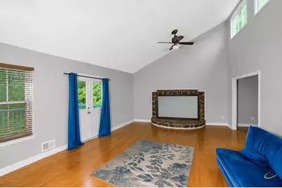 196 Peartree Lane, Riverdale, GA 30274 - Photo 9