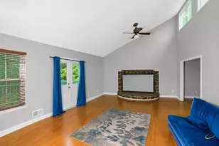 196 Peartree Ln, Riverdale, GA 30274 - Photo 9