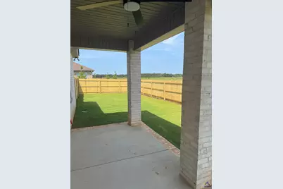 207 Farmland Circle, Perry, GA 31069 - Photo 3