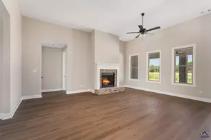 211 Farmland Circle, Perry, GA 31069 - Photo 13