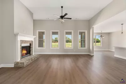 211 Farmland Circle, Perry, GA 31069 - Photo 5