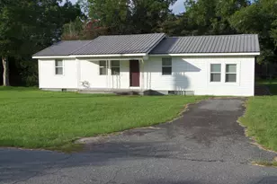 120 Laurel Dr, Cochran, GA 31014 - Photo 1
