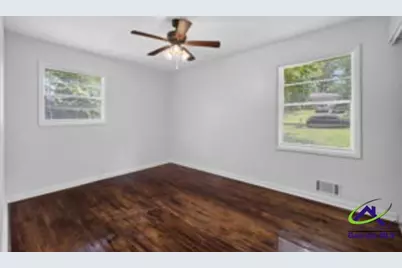 899 E Glochester Circle, Norcross, GA 30071 - Photo 17